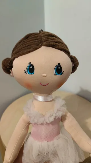 Muñeca bailarina peluche