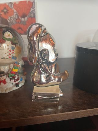 Statuina elfo argentato con scarpe oro