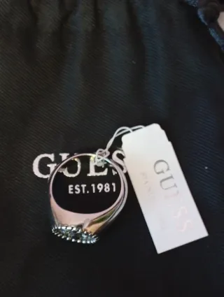 Anillo Guess Hombre Flor de Lis Plata Nuevo