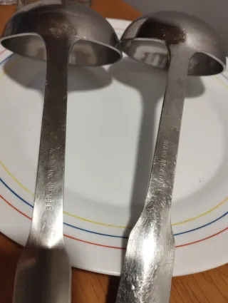 Cucharones Inox + Plato