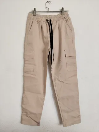 Pantalón cargo beige mujer
