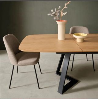 MESA DE COMEDOR EXTENSIBLE ART802.