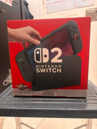 Nintendo Switch + Mario Kart 8 Deluxe