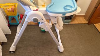 Trona de bebé plegable