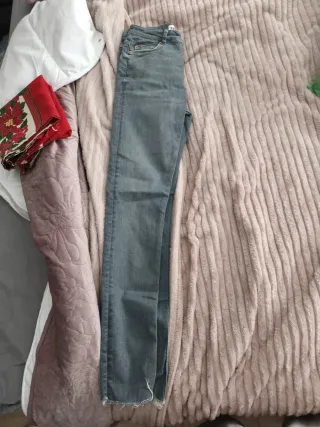 Pantalón vaquero Zara Talla 38