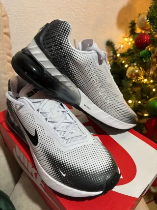 Nike Bambas Blancas y Negras