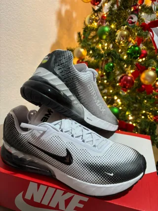 Nike Bambas Blancas y Negras