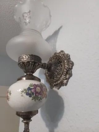 Aplique de pared antiguo porcelana y cristal