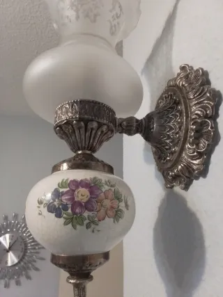 Aplique de pared antiguo porcelana y cristal