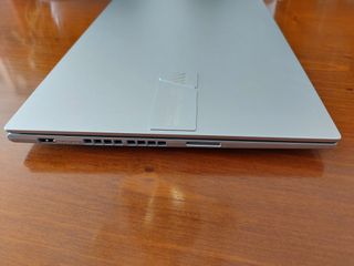 Portátil Asus Vivobook 16X OLED