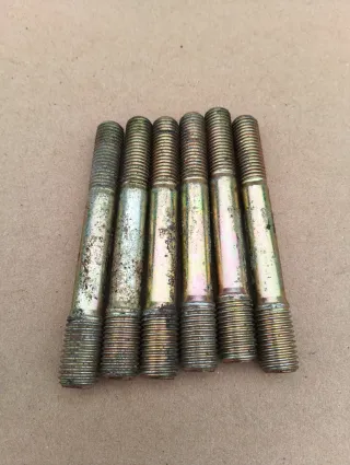 Espárragos Seat 850/133/127 Culata