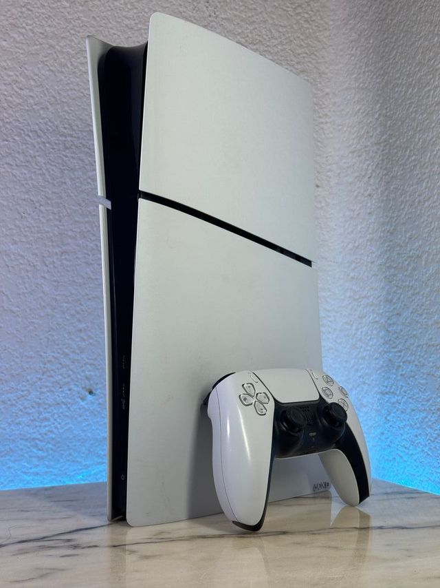 PS5 Slim Blanca - Impecable