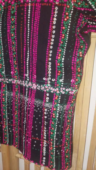 Camisa vintage T.46 negra y fucsia floreada