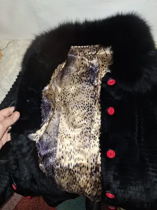 Abrigo piel conejo y cuello zorro