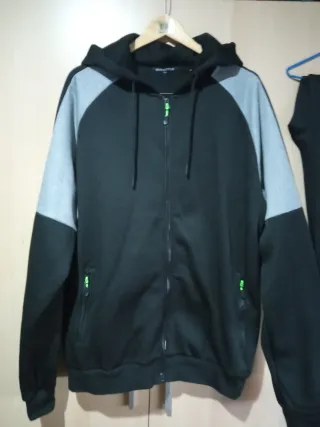 Chándal Caballero Negro/Gris Talla XL Nuevo