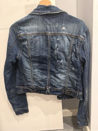 Cazadora vaquera Stradivarius Talla L