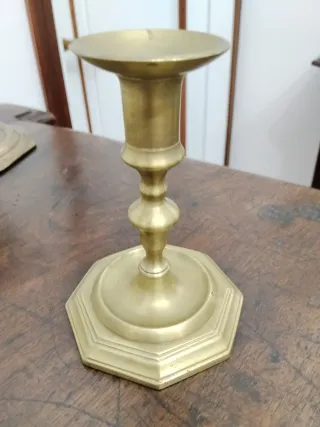 Candeliere antico in metallo (ottone)