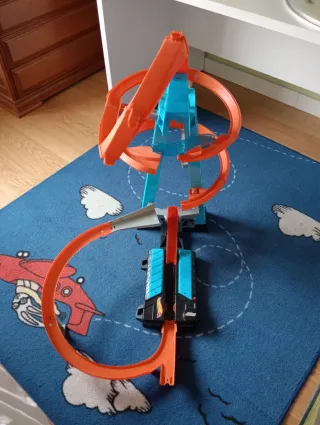 Circuito Hot Wheels Garaje