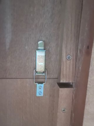 Mesa de comedor extensible y 6 sillas de madera