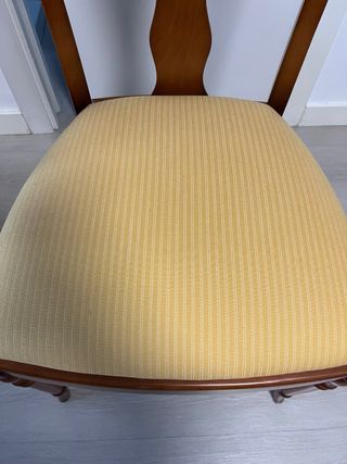 Mesa de comedor extensible y 6 sillas de madera