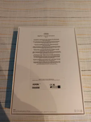 Scatola iPad Pro 11 256 Gb (M1, 3ª generazione)