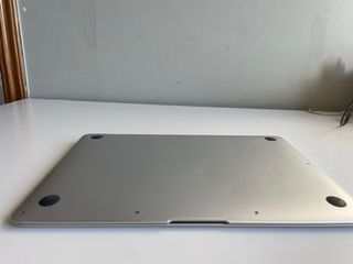 MacBook Air 13” (2017) Gris Espacial