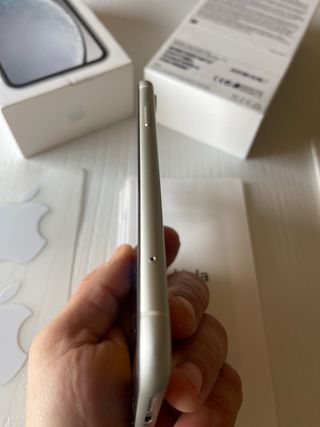 IPHONE Xr 64 Gb ( BLANCO )