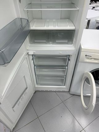 Pack Nevera 1,85m + Lavadora 7kg