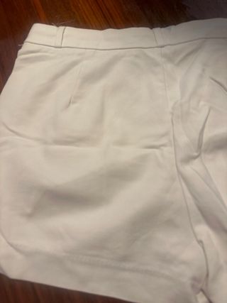 Pantalones cortos Stradivarius blancos talla 42