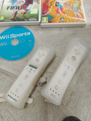 Nintendo Wii Completa con Giochi e Accessori