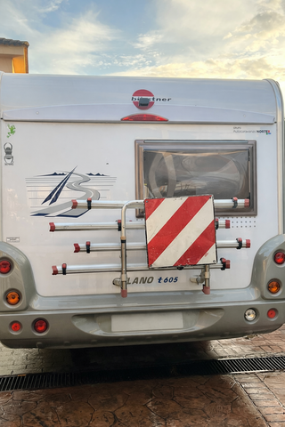AUTOCARAVANA BURSTNER T605 – FULL EQUIP