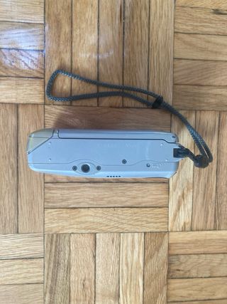 Cámara Yashica T5 Zeiss T*