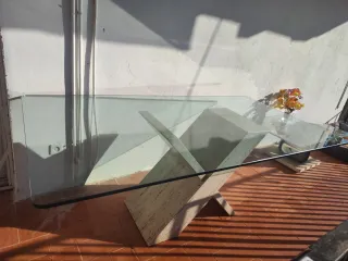 Mesa comedor mármol y cristal templado