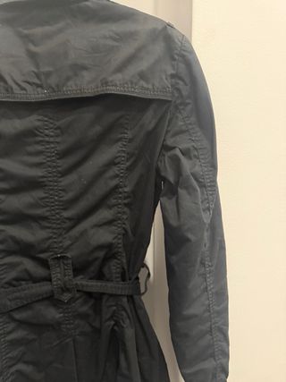 Trench Stradivarius mujer negro