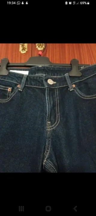 Pantalón vaquero recto Zara azul