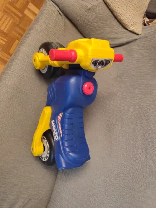 Moto de bebé Molto 1-3 años