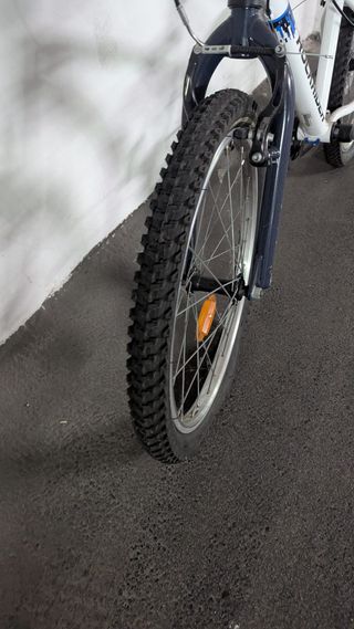 Bicicleta Rockrider B-Twin 20 Blanca