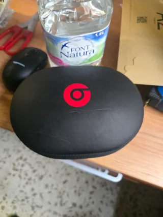 Auriculares Beats Studio 2.0 (sin Bluetooth) rojos