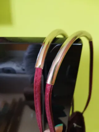 Bolso de fiesta morado y rojo