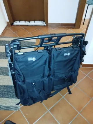 Passeggino gemellare Peg Perego + ovetti