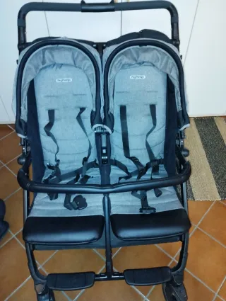 Passeggino gemellare Peg Perego + ovetti