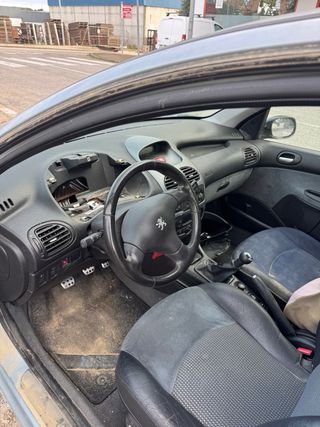 Despiece Peugeot 206 GTI 1999.