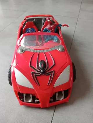 Coche Spiderman con Muñeco