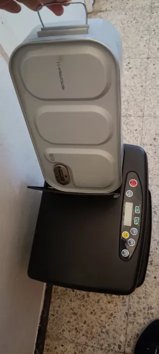 Estufa SRE 301 Negra