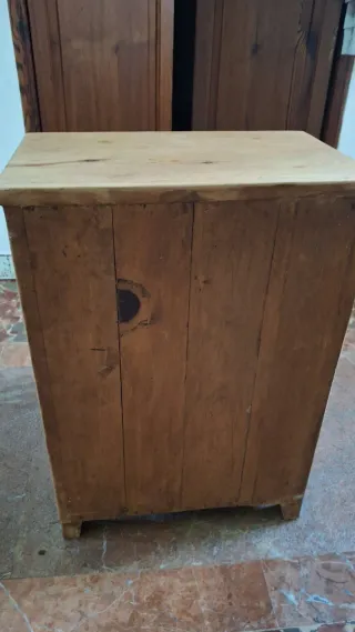 Cómoda antigua pino estilo francés