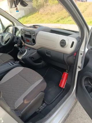 Peugeot e-Partner 2014