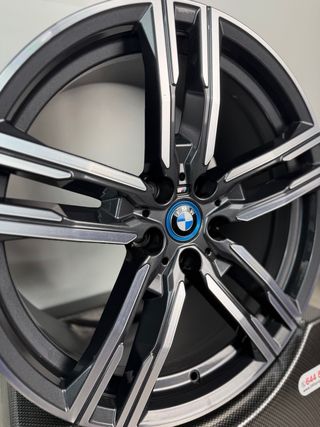 LLANTA BMW 19” SERIE 8 G14 ORIGINAL 8090020