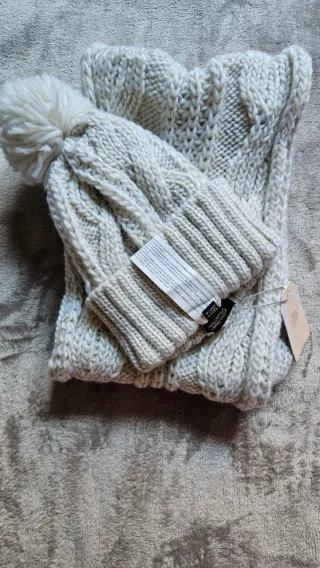 Conjunto gorro y bufanda tejido mujer