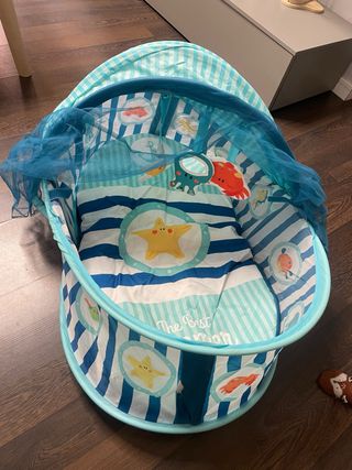 Cuna de viaje para bebé con mosquitera. Cuna playa