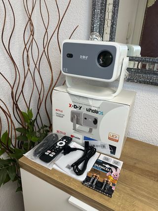 Proyector XGODY Smart 1080P – Averiado / Para repa